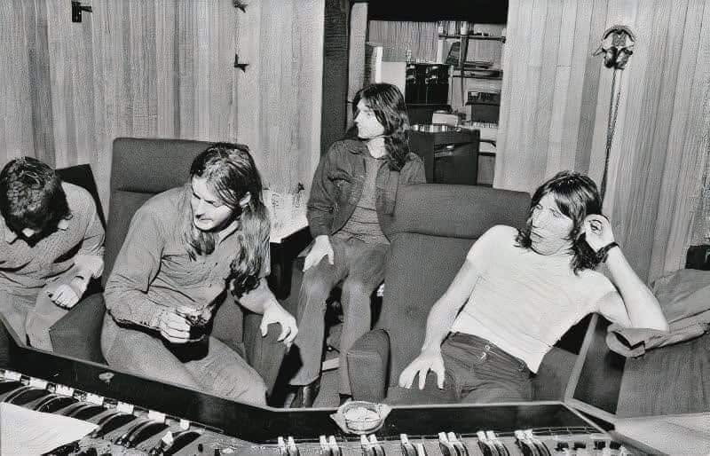 Pink Floyd at Abbey Road, mixing on the EMI TG 12345 desk