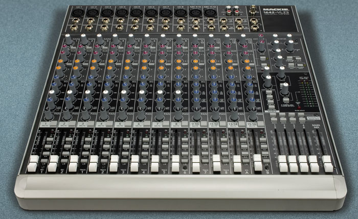 https://www.soundonsound.com/reviews/mackie-1642-vlz3 https://www.soundonsound.com/reviews/mackie-1642-vlz3